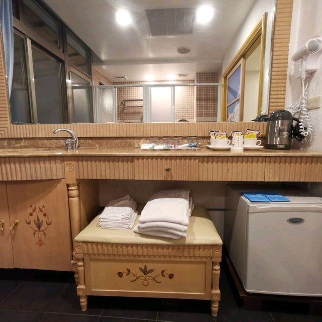 台中溫泉酒店推薦～谷關「麗池山水溫泉會館」…充滿希臘風格建築～每間房都有獨立溫泉池…