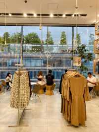 Uniqlo Coffee