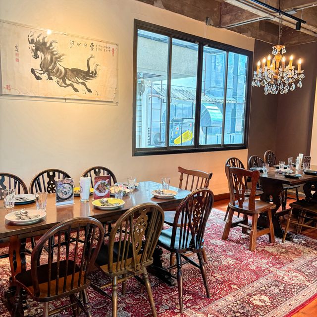 อี_กา สาขาสาทร 12 อาหารอร่อย ร้านสวยมาก