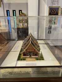 เที่ยวพิพิธภัณฑ์วัดเจดีย์หลวงชมของโบราณ