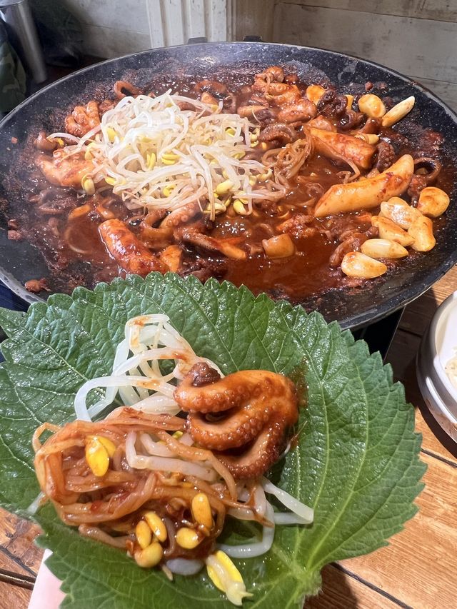 韓国/ソウル【龍山】行列のできる！！大人気美味しいチュクミ屋さん🐙