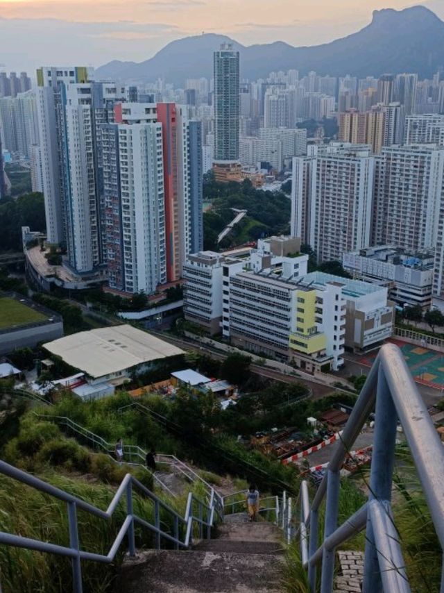 黃昏下的【平山】,果然與衆不同,好靚呀!