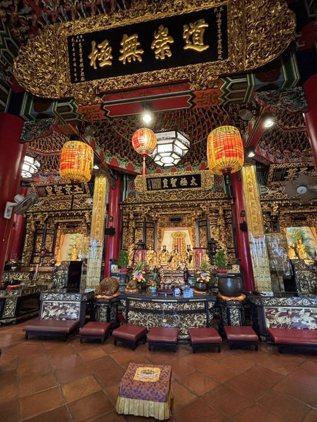 สายบุญ Ep.1 #Dalongdong Bao-an Temple