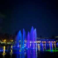 THE UNUSUAL SINGING FOUNTAIN!