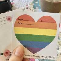 【ハノイ】沢山のカラフルな付箋に囲まれて過ごす🌈新感覚cafe☕️