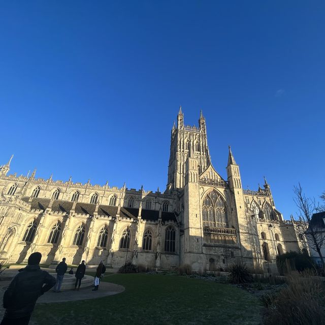 【イギリス】ハリーポッターロケ地にもなっているグロスター大聖堂！