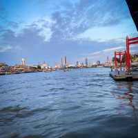 นั่งเรือข้ามฟาก 5 บาท วัดโพธิ์xวัดอรุณ