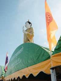 วัดพระธาตุดอยคำ (Wat Phra That Doi Kham)