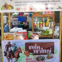 ตลาดน้ำสองคลองวัดตลิ่งชัน