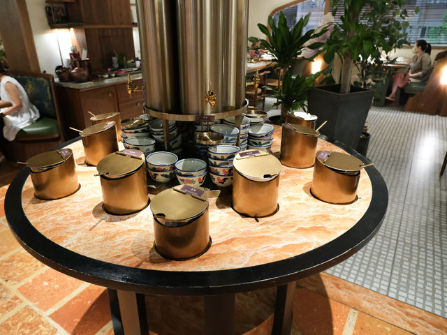 精緻懷舊打卡火鍋店