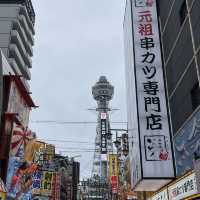 【大阪府】新世界の守り神「ビリケン神社」