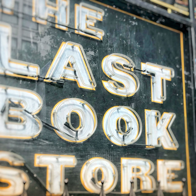 アートな本屋THE LAST BOOKSTORE