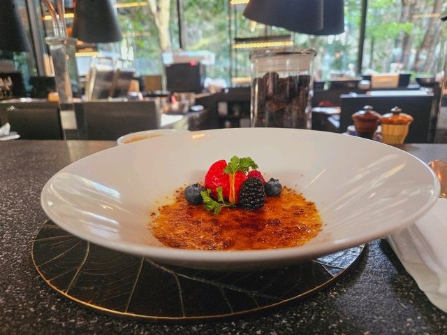 Desserts meets fine arts at Tokyo Aman