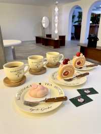 【京都カフェ】店先の雲のブランコが可愛い韓国風カフェ