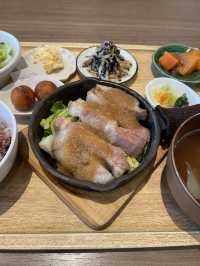 【神戸三宮】こだわり神⼾の野菜中心ランチ