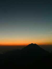 大東山：時節之變，山與星的對話