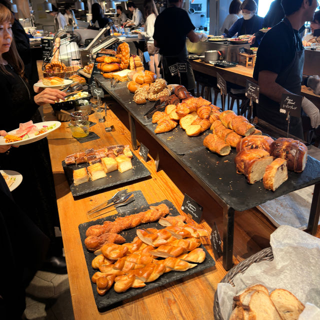 【東京】人気パン屋のパンが食べ放題！ビュッフェランチ🍽️