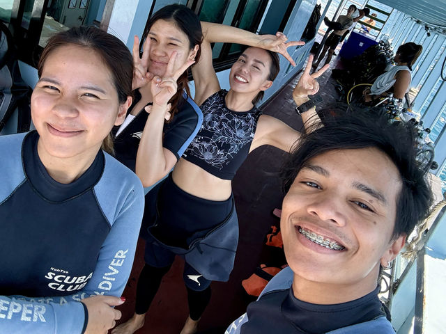 เรียนดำน้ำลึกกับ Koh Tao Scuba Club