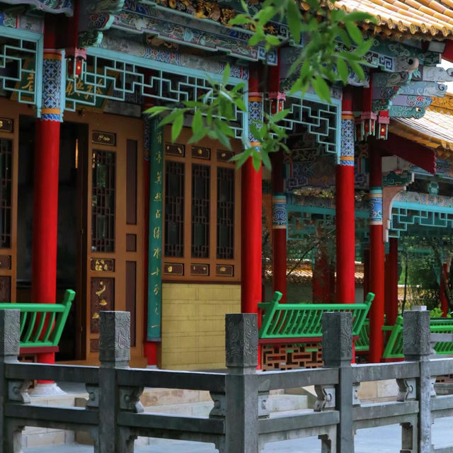 【高雄景點】八仙公園：中國風格建築，漫步賞景