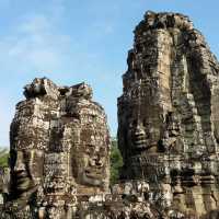 ชมสถาปัตยกรรมนครวัด นครธม