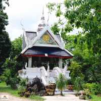 พระธาตุจุฬามณีฉัพพรรณรังษีเจดีย์แก้ว