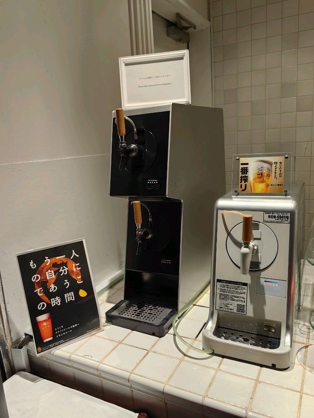 「橫濱洲際酒廊：無限供應飲品，晚上有現做Pizza」