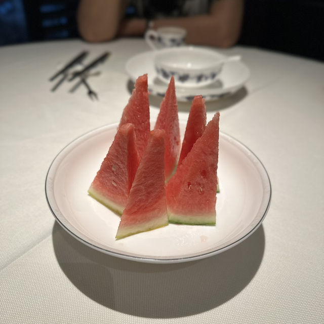 傳統粵菜．精緻地道．炳勝品味