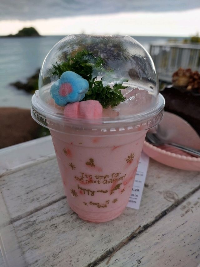 Curve Beach Cafe' คาเฟ่ลับ วิวสวย@หาดนางรำ ชลบุรี