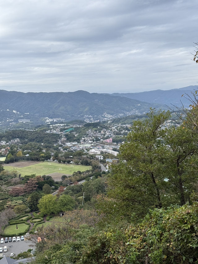 リフトに乗って山頂へ！そこでまつのは超絶景！ 