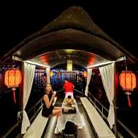 ล่องเรือ ชมแสงไฟบ้านรักไทย แม่ฮ่องสอน