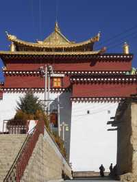 Get lost in the maze of this Tibetan Buddhist monastery