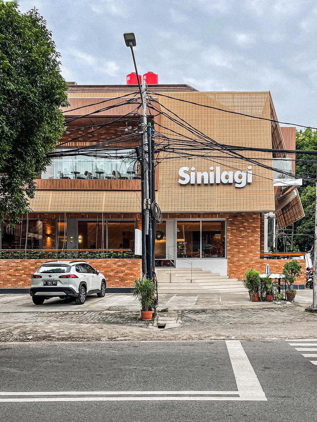 Sinilagi Panglima Polim - Food & Coffee