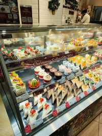 Sweet Local Flavors: Discover Chateraise in Singapore 