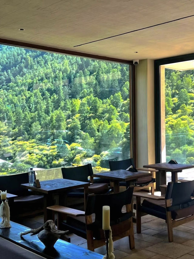 Discover Tranquility at the Conrad Jiuzhaigou Resort