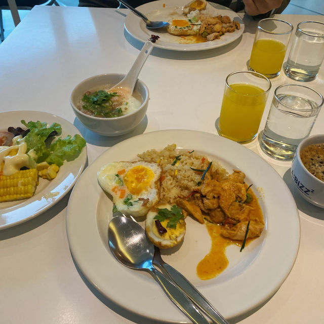 ABIZZ Hotel สาขาสนามบินลำปาง