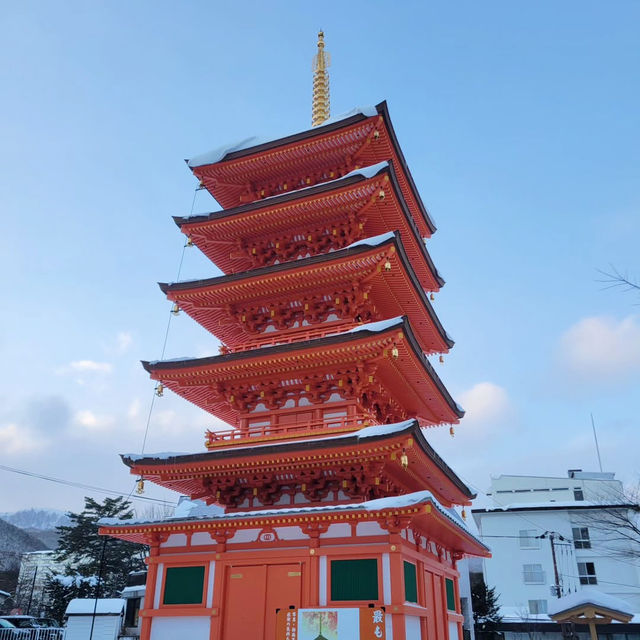 Discover the Winter Charm of Kusatsu Kosenji Temple