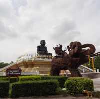สถานที่ศักดิ์สิทธิ์ที่มีความสงบ ร่มรื่น และสวยงาม 