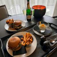 Hotel Realm