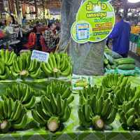 ชม ชิม ช้อป OTOP ชุมชน ที่ตลาดน้ำดอนหวาย 