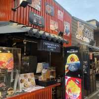 ตลาดปลาสไตล์ญี่ปุ่น ที่บางแสน บรรยากาศสุดชิว