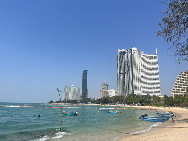 หาดลับพัทยา