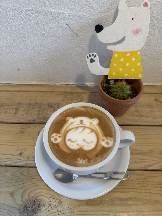 【日田観光】豆田町商店街にある可愛い白くまに会えるカフェ🐻‍❄️