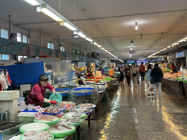Wuqi Fishing Port: A Seafood Lover’s Paradise 🦐🐟