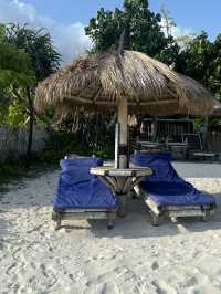 Warung Surfer Beach, Mandalika: Good Food, Great Waves 🌊🍽️