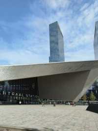 A Striking Architectural Journey Through Rotterdam 