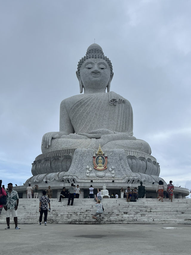 Paying a visit to the Big Buddha at Phuket 