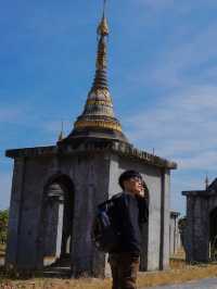 ทุ่งเจดีย์เจ๊าก์ซา  รัฐกะเหรี่ยง  