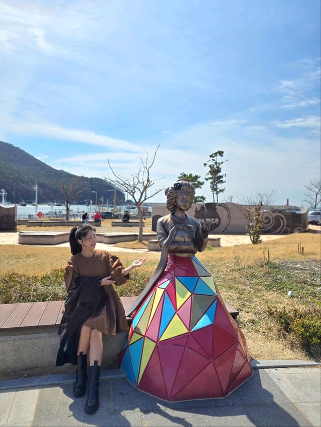 서해바다의 매력이 가득한 채석강이 있는곳🩵