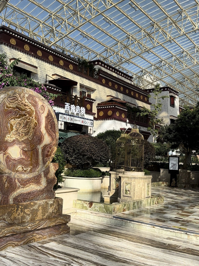  Luxurious Escape in the Heart of Lhasa, Tibet 