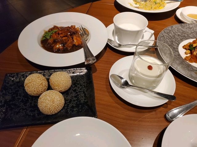 [🇯🇵東京] ヒルトン東京の王朝で堪能した「王朝の味覚」食べ放題プラン